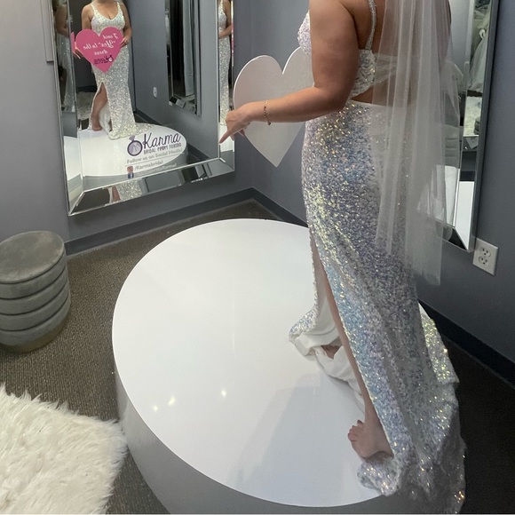 Liquid Crystal Sequins Wedding Gown Dress Tiffany Designs - Picture 5 of 14